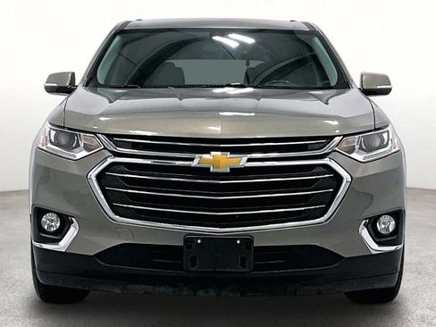 Used 2019 Chevrolet Traverse LT FWD image 4