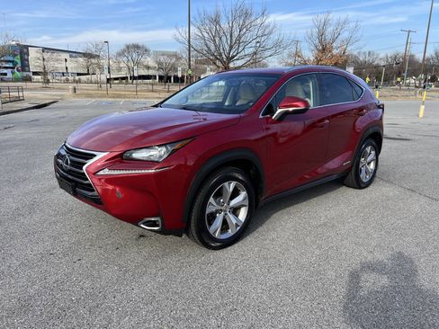 Used 2017 Lexus NX 300h AWD w/ Premium Package image 2