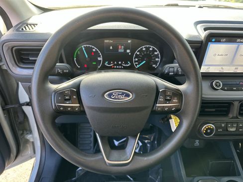 Used 2023 Ford Maverick XL image 15