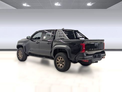 New 2025 Toyota Tacoma TRD Sport image 2