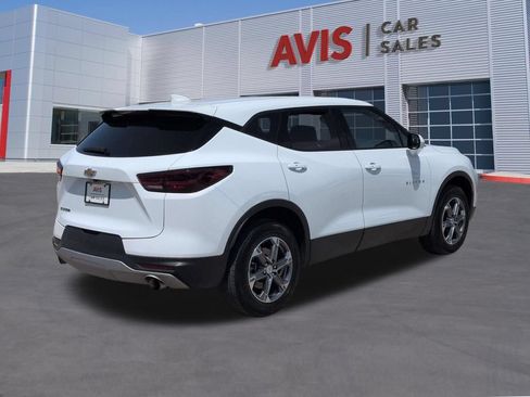 Used 2025 Chevrolet Blazer LT FWD image 6