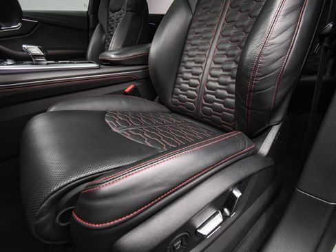 Used 2021 Audi RS Q8 w/ Black Optic Package image 51