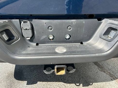 Used 2022 RAM 1500 Warlock AWD/4WD image 45