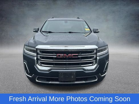 Used 2020 GMC Acadia SLT w/ Trailering Package FWD image 3