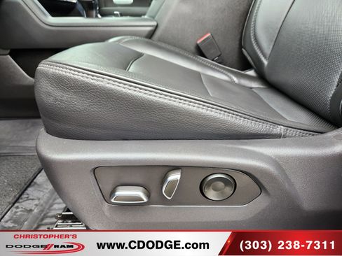 Used 2023 GMC Sierra 1500 Denali w/ Technology Package AWD/4WD image 19
