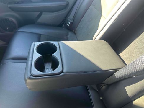 Used 2023 Nissan Ariya AWD image 10