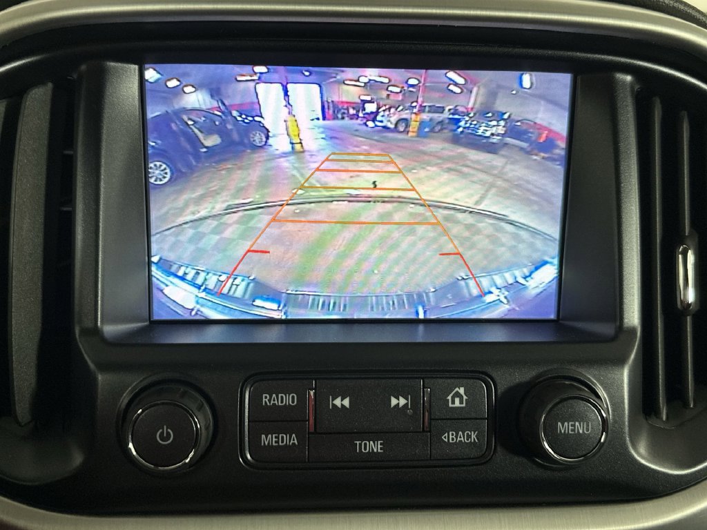 Used 2017 GMC Canyon SLE RWD image 17