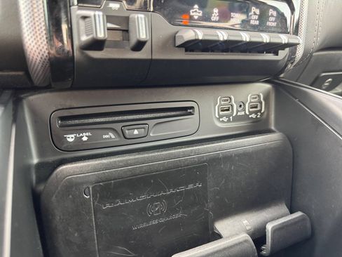 Used 2019 RAM 1500 Limited w/ Advanced Safety Group AWD/4WD image 28