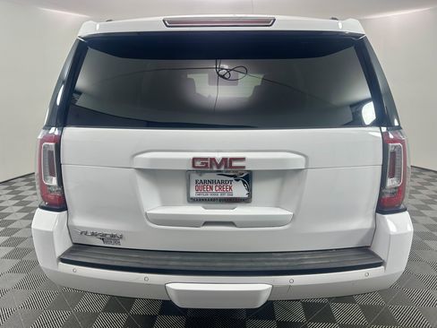 Used 2018 GMC Yukon SLT w/ HD Trailering Package AWD/4WD image 4