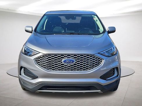 Used 2024 Ford Edge SEL image 2
