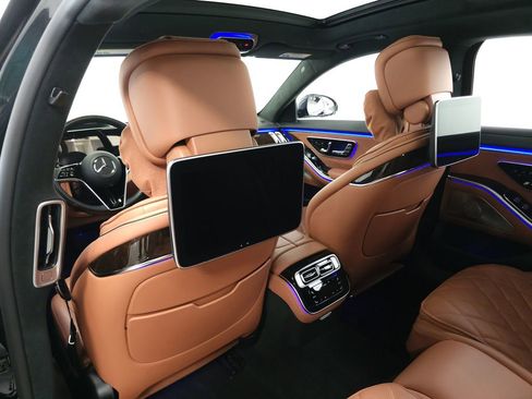 Used 2023 Mercedes-Benz S 580 4MATIC Sedan image 31