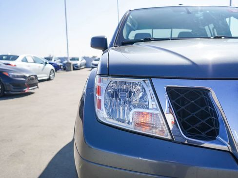 Used 2018 Nissan Frontier SV w/ Value Truck Package image 11