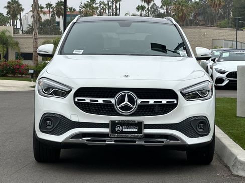 Used 2021 Mercedes-Benz GLA 250 4MATIC image 8