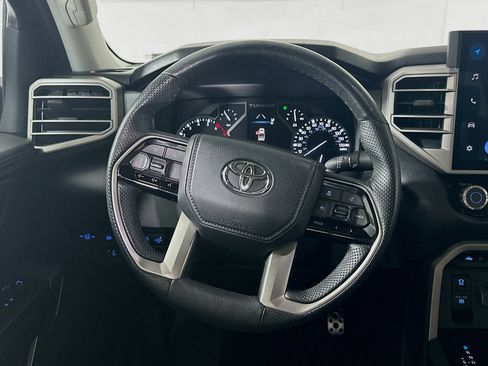 Used 2022 Toyota Tundra SR5 RWD image 18