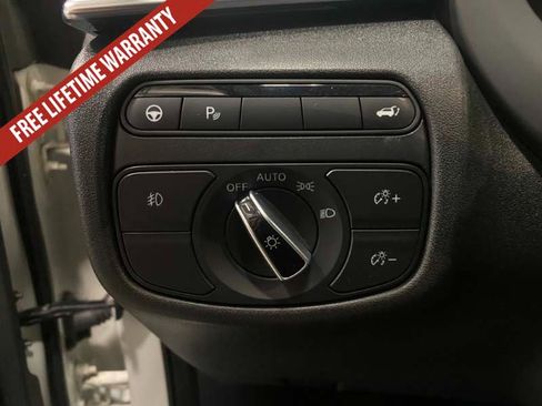 Used 2022 INFINITI QX50 Luxe AWD/4WD image 36
