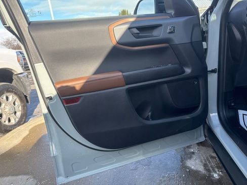 Certified 2024 Ford Bronco Sport Outer Banks w/ Tech Package image 14