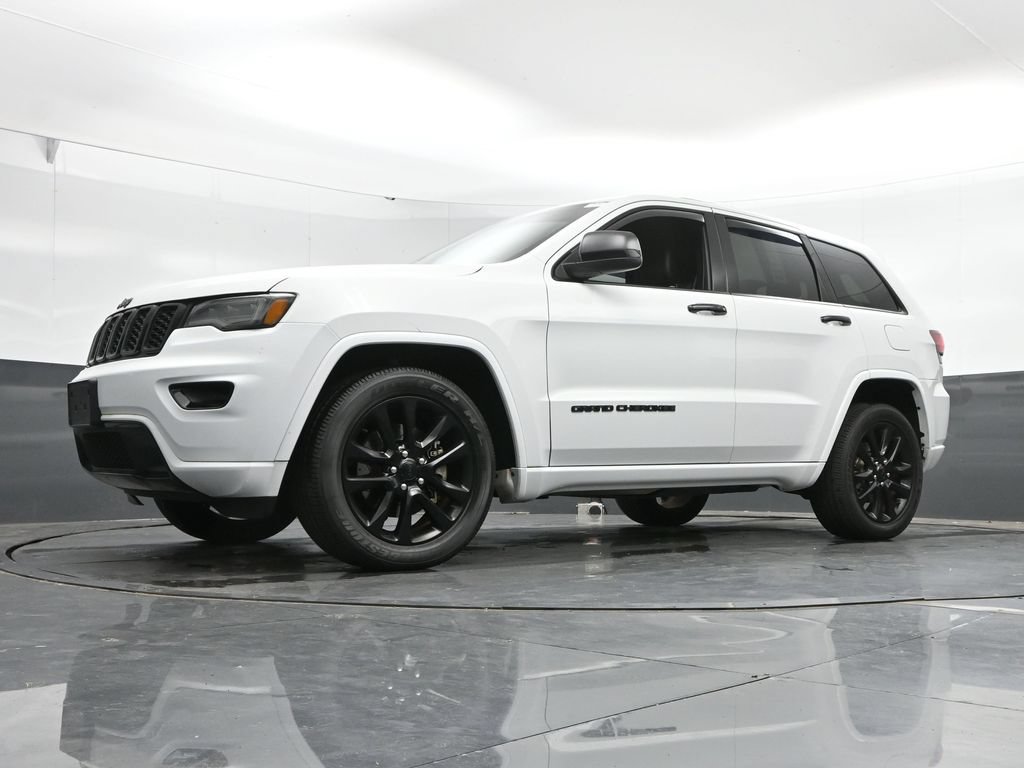 Used 2021 Jeep Grand Cherokee Laredo X AWD/4WD image 47