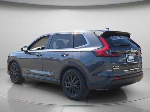 Used 2025 Honda CR-V LX image 6