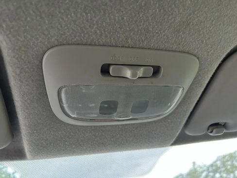 Used 2005 Scion xA Base image 24