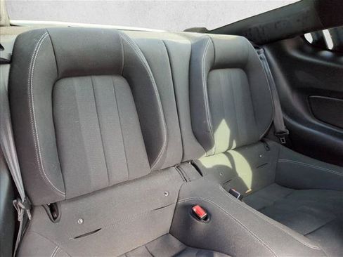 Used 2020 Ford Mustang Coupe RWD image 28