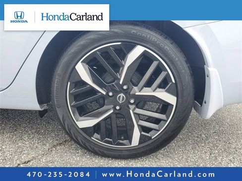 Used 2024 Nissan Versa SR w/ Trunk Package image 7