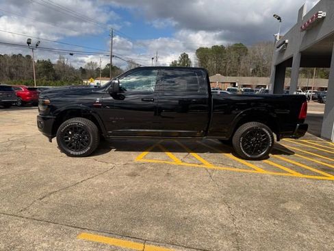 New 2026 RAM 3500 Limited image 4