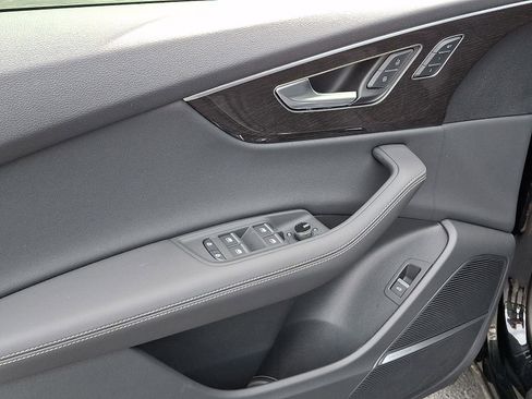 New 2026 Audi Q8 Premium Plus image 10