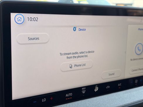 Certified 2025 Ford Maverick XLT FWD image 22