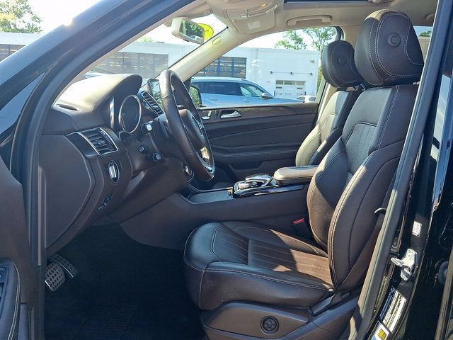 Used 2019 Mercedes-Benz GLE 400 4MATIC image 13