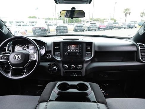 Used 2023 RAM 1500 Big Horn AWD/4WD image 30