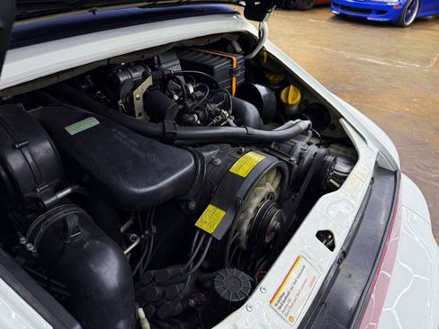 Used 1992 Porsche 911 Carrera image 44