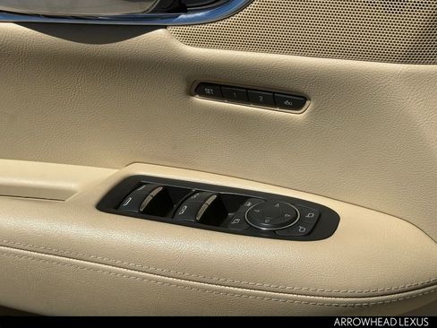 Used 2017 Cadillac XT5 Premium Luxury w/ LPO, Wheel Lock Package image 25