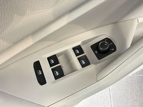 Certified 2026 Volkswagen Jetta S FWD image 13