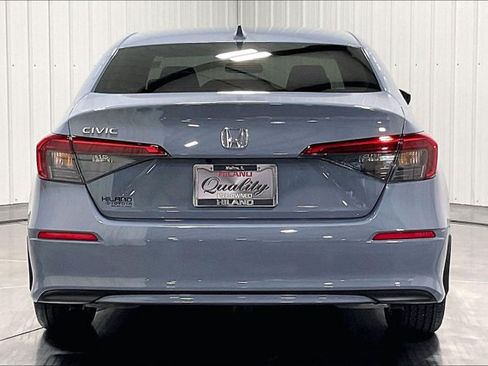 Used 2023 Honda Civic EX image 4
