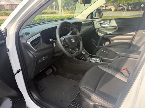 Used 2024 Buick Encore GX Sport Touring w/ Advanced Technology Package image 12