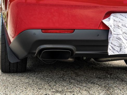 Used 2016 Dodge Challenger SRT Hellcat RWD image 90