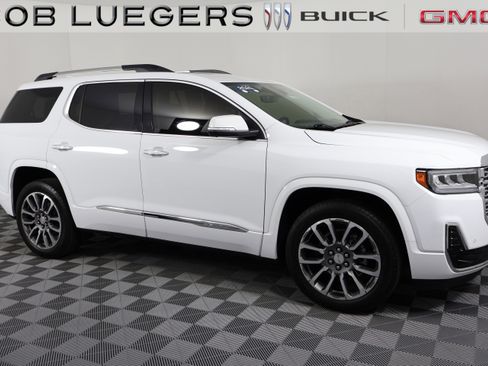 Certified 2021 GMC Acadia Denali w/ Denali Ultimate Package AWD/4WD image 2
