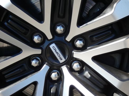 Used 2019 Ford F150 Raptor image 20