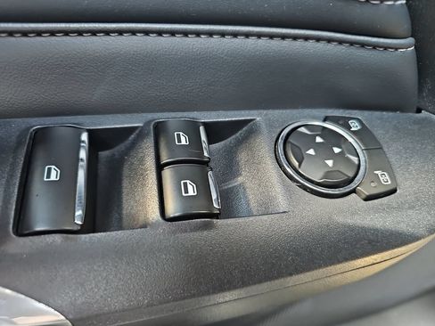 Used 2024 Ford Mustang Premium RWD image 27