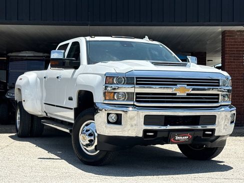 Used 2017 Chevrolet Silverado 3500 High Country w/ Duramax Plus Package AWD/4WD image 1
