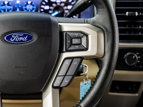 Used 2019 Ford F350 Lariat w/ Lariat Value Package AWD/4WD image 39