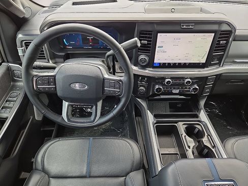Used 2025 Ford F250 Platinum w/ Tremor Off-Road Package AWD/4WD image 18
