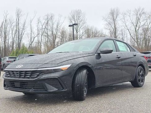 New 2026 Hyundai Elantra SEL Sport image 12