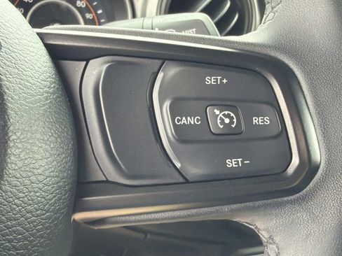 Used 2023 Jeep Wrangler Unlimited Sport AWD/4WD image 21