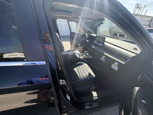 New 2026 Mitsubishi Outlander SE FWD image 25