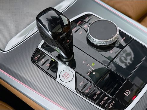 Certified 2023 BMW X5 sDrive40i w/ Parking Assistance Package image 17