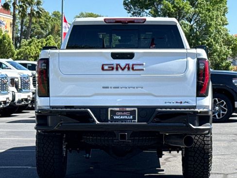 New 2026 GMC Sierra 2500 AT4X AWD/4WD image 6