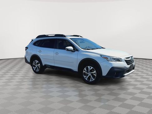 Used 2021 Subaru Outback Limited XT image 2