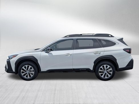 Used 2024 Subaru Outback Premium AWD/4WD image 4