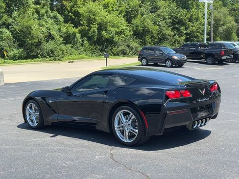Used 2017 Chevrolet Corvette Stingray Coupe w/ 3LT Preferred Equipment Group RWD image 5